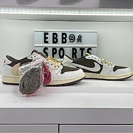 NİKE DUNK LOW 1 TRAVİS